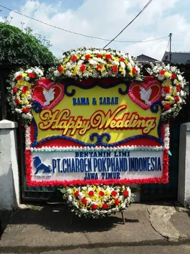 Karangan Bunga Pernikahan Bojonegoro